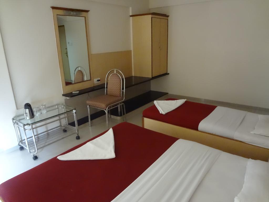 Hotel Ashwin Mumbai Luaran gambar